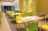 Restoran 3 Zest Harbour Bay Batam by Swiss-Belhotel International