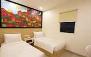 Kamar Tidur 6 Nite & Day Surabaya​ -​ Gunungsari