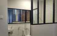 In-room Bathroom 3 Wisma 63