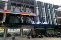 ภายนอกอาคาร Wisma 63