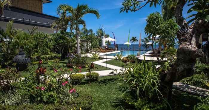 Kolam Renang Kelapa Lovina Beach Villas