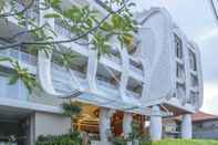 Exterior Bedrock Hotel Kuta Bali 