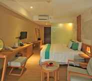 Bedroom 6 Bedrock Hotel Kuta Bali 