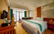 Kamar Tidur 2 Bedrock Hotel Kuta Bali 