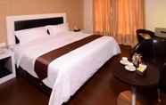 Kamar Tidur 6 Hotel Nusa CT by Holmes Hotel