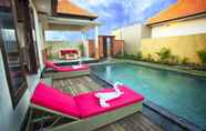 Swimming Pool 2 The Sawah Villa