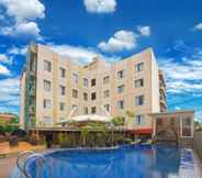 Kolam Renang 6 Sapphire Sky Hotel & Conference