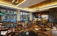 บาร์ คาเฟ่ และเลานจ์ 3 Gets Hotel Malang