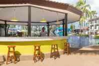 Bar, Cafe and Lounge Sunwing Bangtao Beach