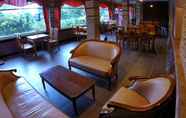 Lobi 5 Cafe Johan Homestay