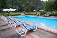 Swimming Pool Imperial Golden Triangle Resort