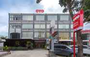 Bangunan 2 OYO 663 Hotel Sejati