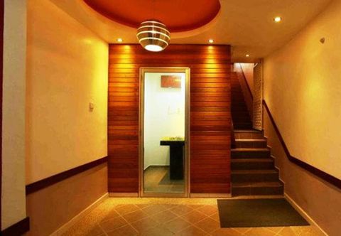 Lobby Langit Langi Hotel