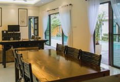 Lobby 7 Two Villas Holiday Oriental Style Naiharn Beach