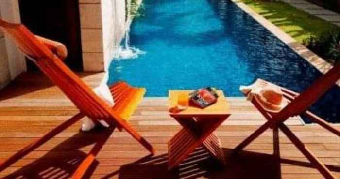 Kolam Renang Two Villas Holiday Oxygen Style Bangtao Beach