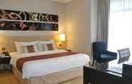 Kamar Tidur 6 The Straits Hotel & Suites