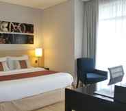 Kamar Tidur 6 The Straits Hotel & Suites