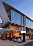 EXTERIOR_BUILDING The Atrium Hotel and Resort Yogyakarta