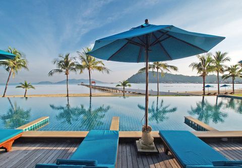 Swimming Pool Tranquility Bay Residence