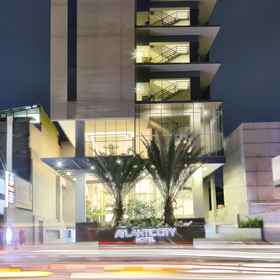 Exterior / Building1Atlantic City Hotel,西爪哇飯店