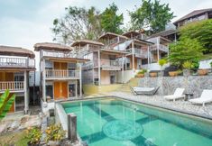 Swimming Pool 5 Tree House Lodge