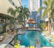 Swimming Pool 2 Jasmine City Hotel