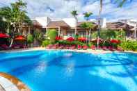 Swimming Pool Coconut Village Resort