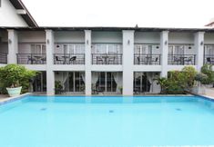 Swimming Pool 6 Locals The Nest Resort Patong