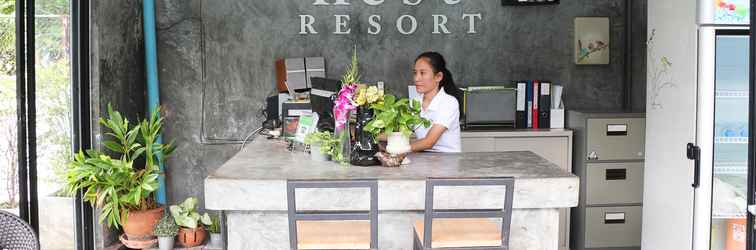 Lobby Locals The Nest Resort Patong