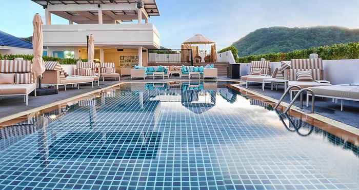 บาร์ คาเฟ่ และเลานจ์ Swissotel Resort Phuket Patong Beach
