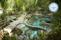 Hồ bơi Wareerak Hot Spring & Wellness  (SHA Extra Plus)