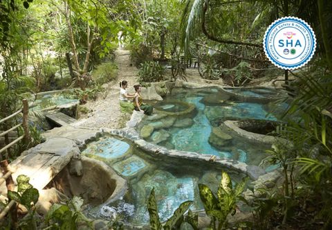 Swimming Pool Wareerak Hot Spring & Wellness 