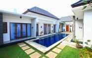 สระว่ายน้ำ 3 Kubu Nyoman Villas