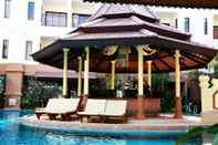 Kolam Renang Shanaya Beach Resort & Spa Phuket