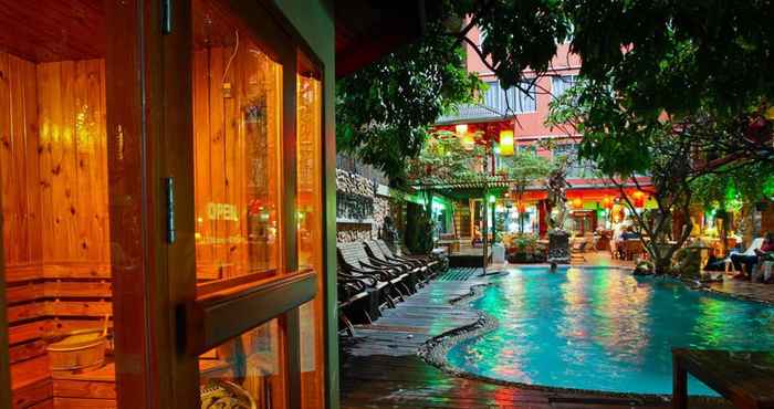 Swimming Pool Villa Cha-Cha Banglumphu