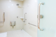 In-room Bathroom Red Planet Hat Yai (SHA Extra Plus+)