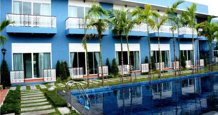 Swimming Pool Baan Issara Resort Hua Hin