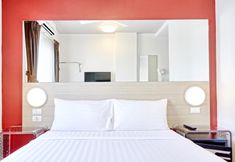 Bedroom 4 Red Planet Phuket Patong 