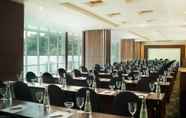 Functional Hall 6 Best Western Premier La Grande Hotel