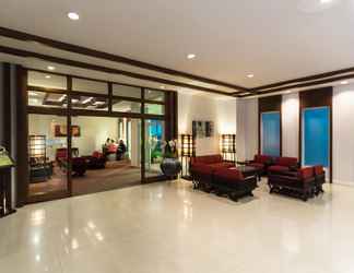 Sảnh chờ 2 Movenpick Suriwongse Hotel Chiang Mai