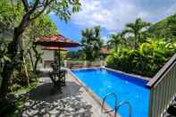 Swimming Pool Dewi Villa Padangbai