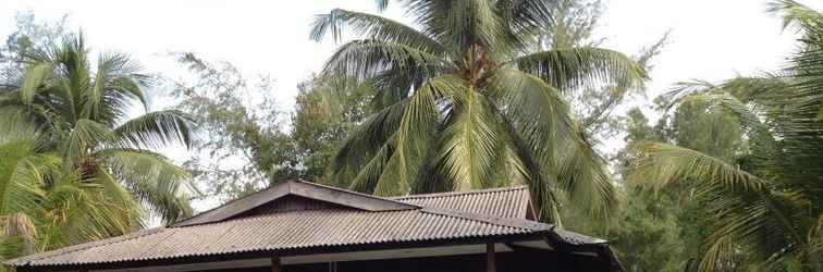 Bangunan Riverside Beach Chalet