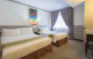 Bedroom 3 Hallmark Hotel Leisure