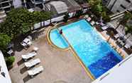 Swimming Pool 3 Baiyoke Suite Hotel