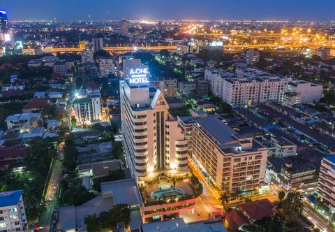 Exterior A-One Bangkok Hotel