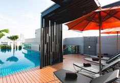 수영장 4 Adelphi Forty-Nine