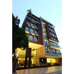 De Chai Oriental Nimman, THB 3,674.05