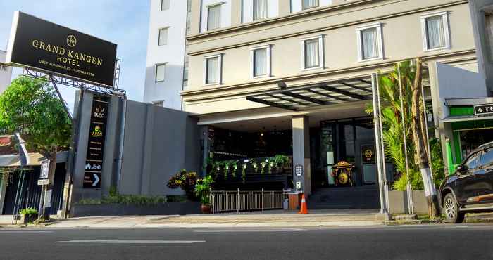 Luar Bangunan Grand Kangen Hotel Urip Sumoharjo Yogyakarta