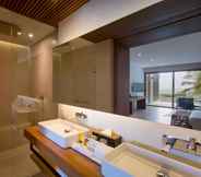 In-room Bathroom 6 Mantra Samui Resort