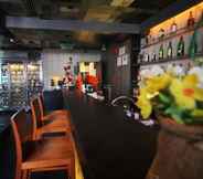 Bar, Cafe and Lounge 4 Hiptique Sukhumvit 13